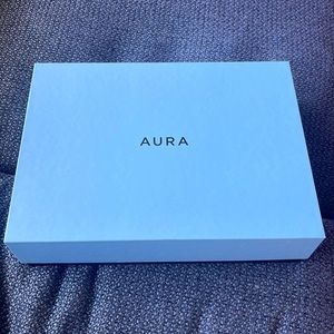 NEW Aura Gallerie